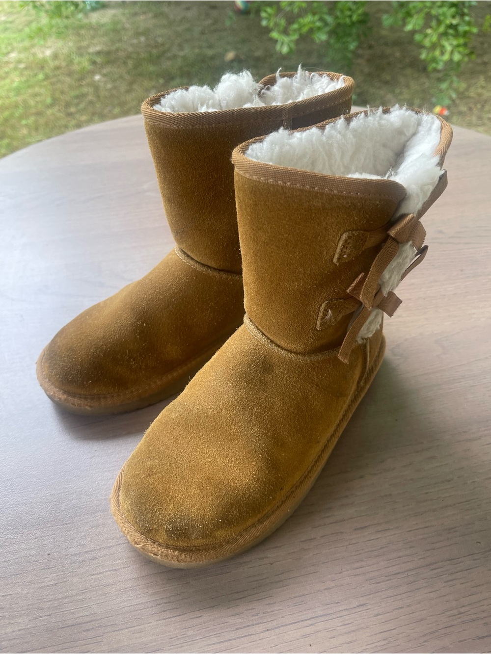 Koolaburra Kids Chestnut Suede Boots with White Shearling
